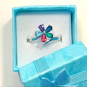 🌸🆕 Cool Colored Crystal Flower Silver Ring